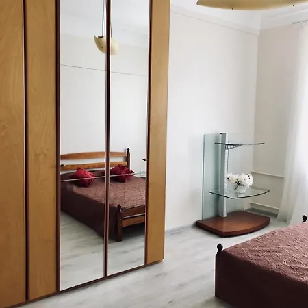 Апартаменты Happyhome на независимости 18 Минск