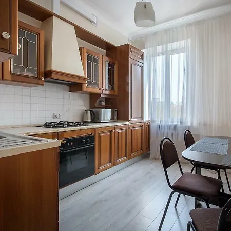 Appartamento Happyhome On Nezavisimosti 18 *